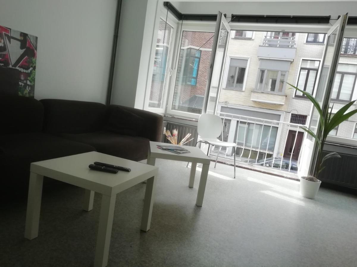 backpackers station Lägenhet Oostende Exteriör bild